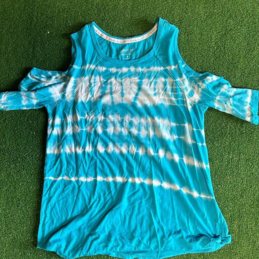 Calvin Klein Medium performance top!